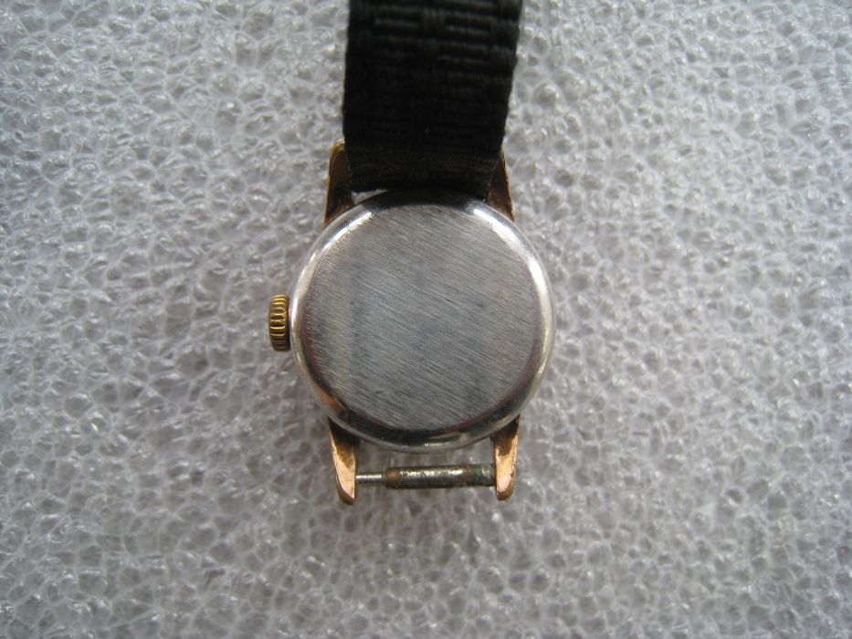 Рядък дамски механичен руски часовник слава СССР