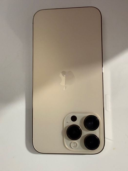 Продавам apple iphone 14 pro max