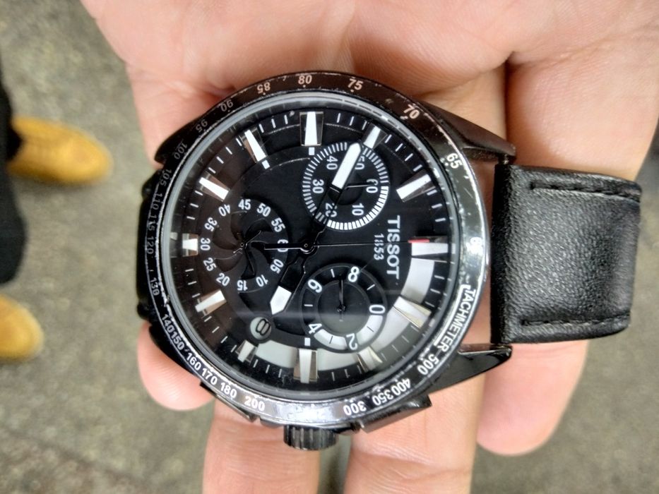 Soatlar sotiladi yoki abmen