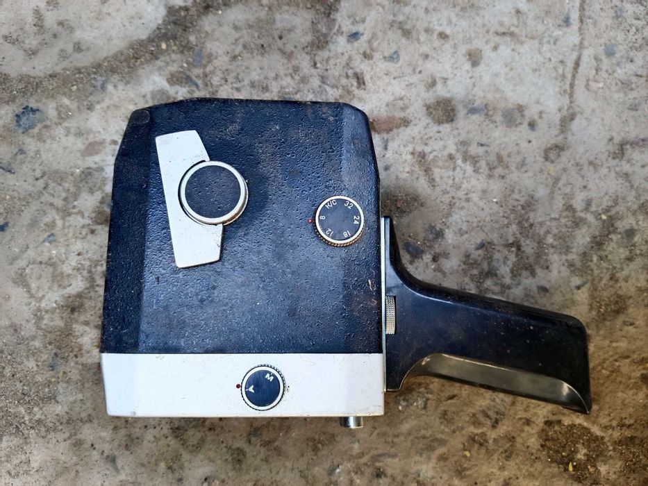 Кинокамера Кварц