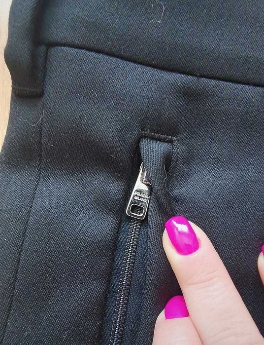 Pantaloni bărbați Prada din lana,nou ,fara eticheta