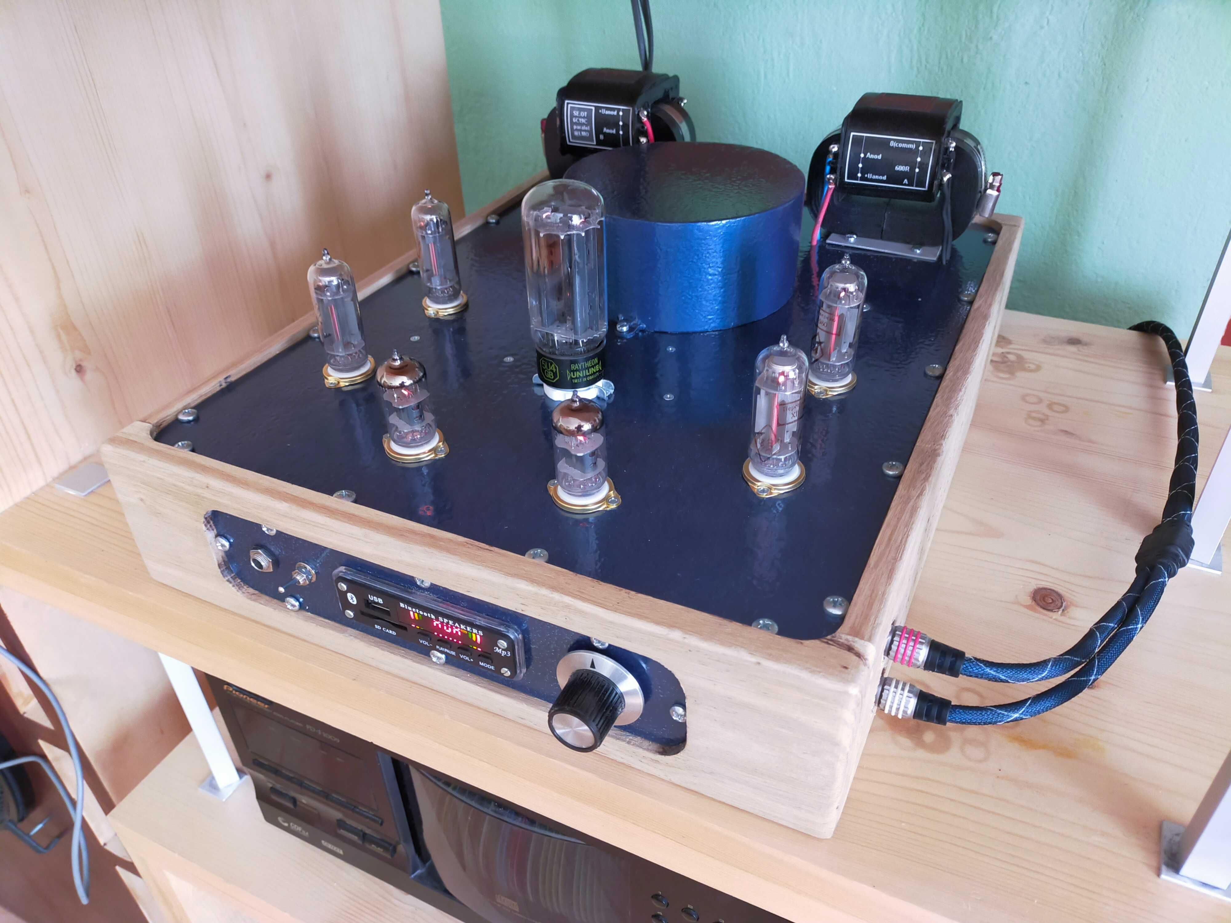 Amplificator cu tuburi Single-end paralel cu tub final 6c19c