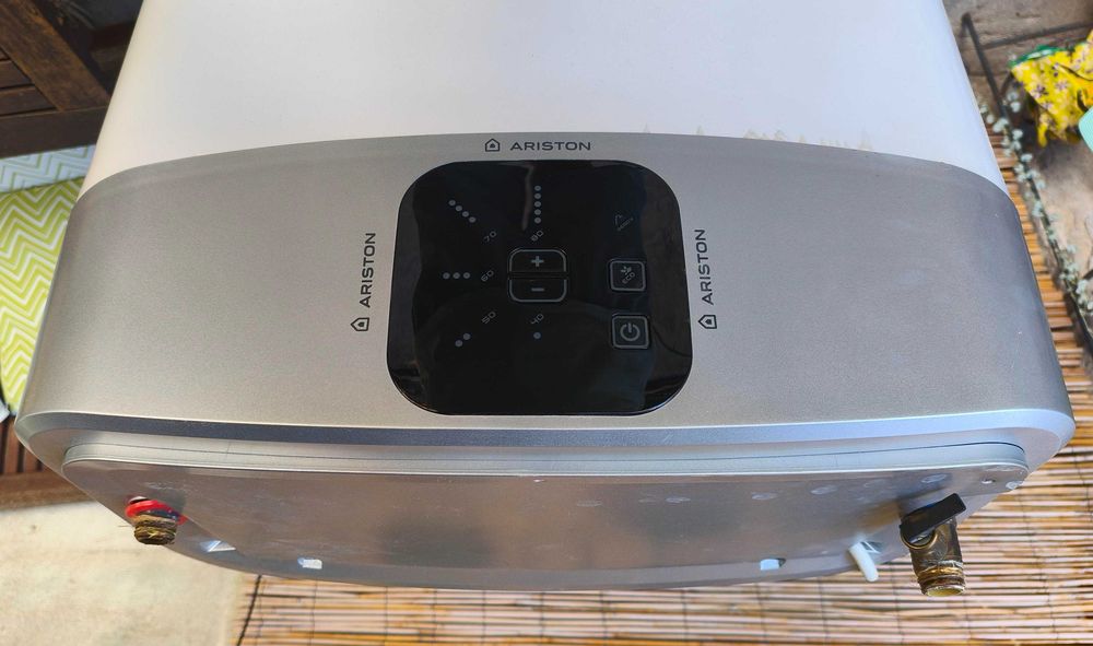 Бойлер Ariston VELIS EVO 80 Вертикален