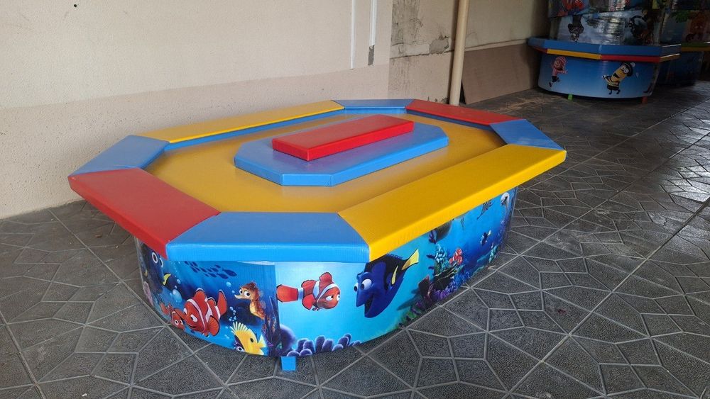 Песочница для детей