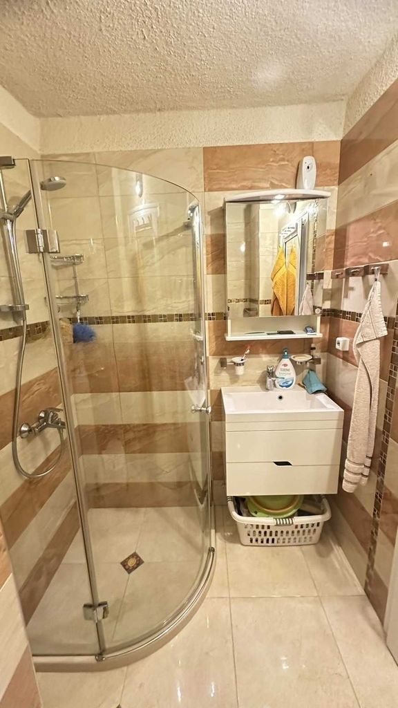 Дава се под наем Тристаен апартамент в София, Дианабад - 80 кв.м за 650 € - Снимка #4