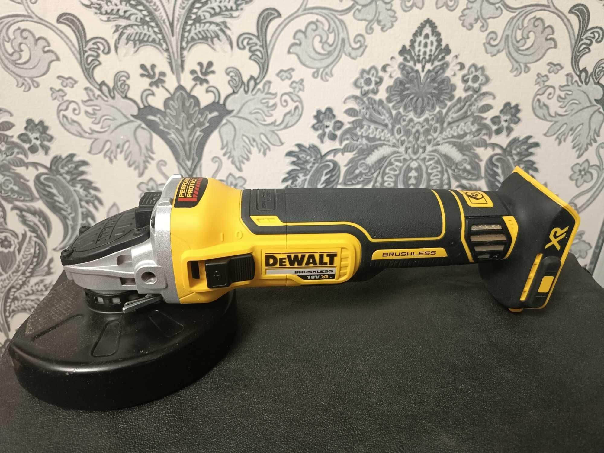 Инструмент dewalt