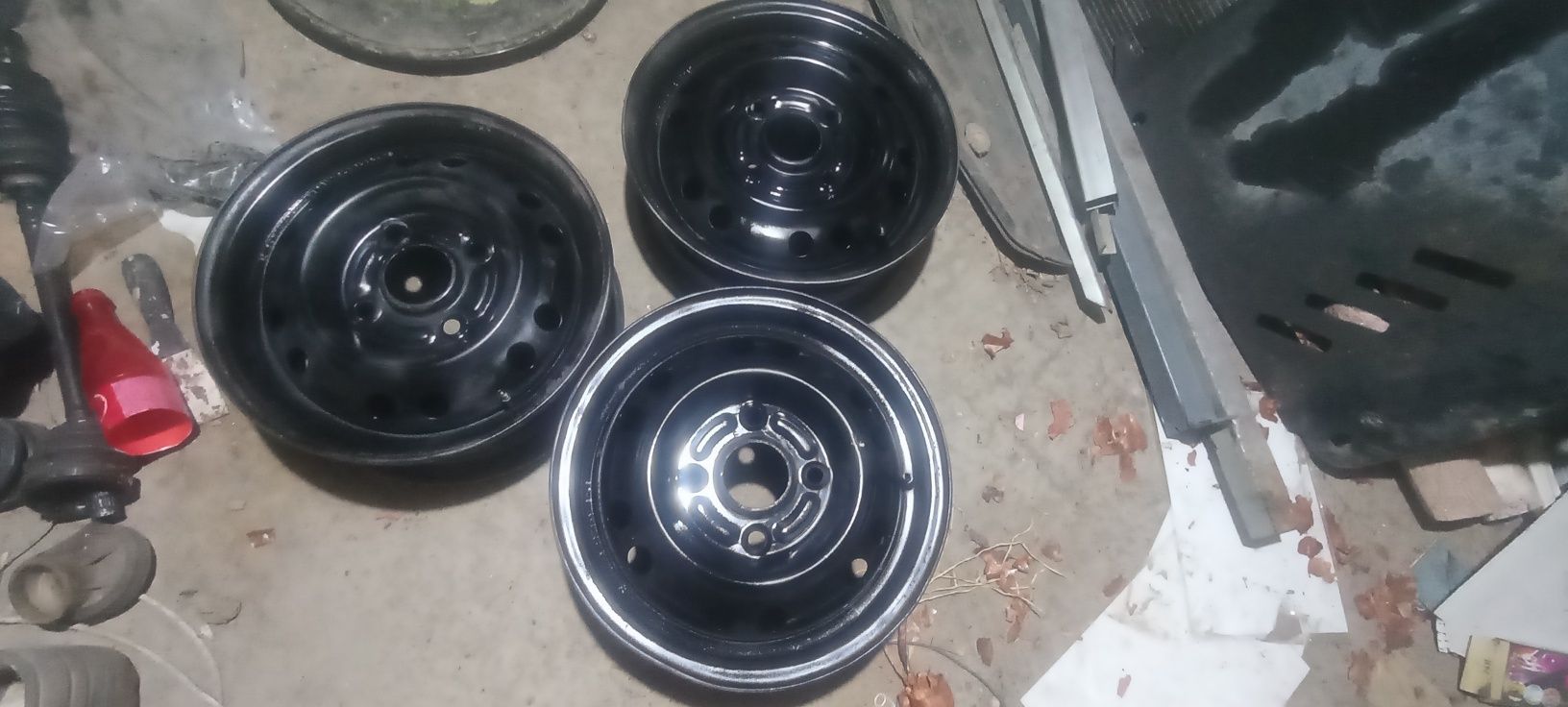 R13 qo'qon  diska sotiladi