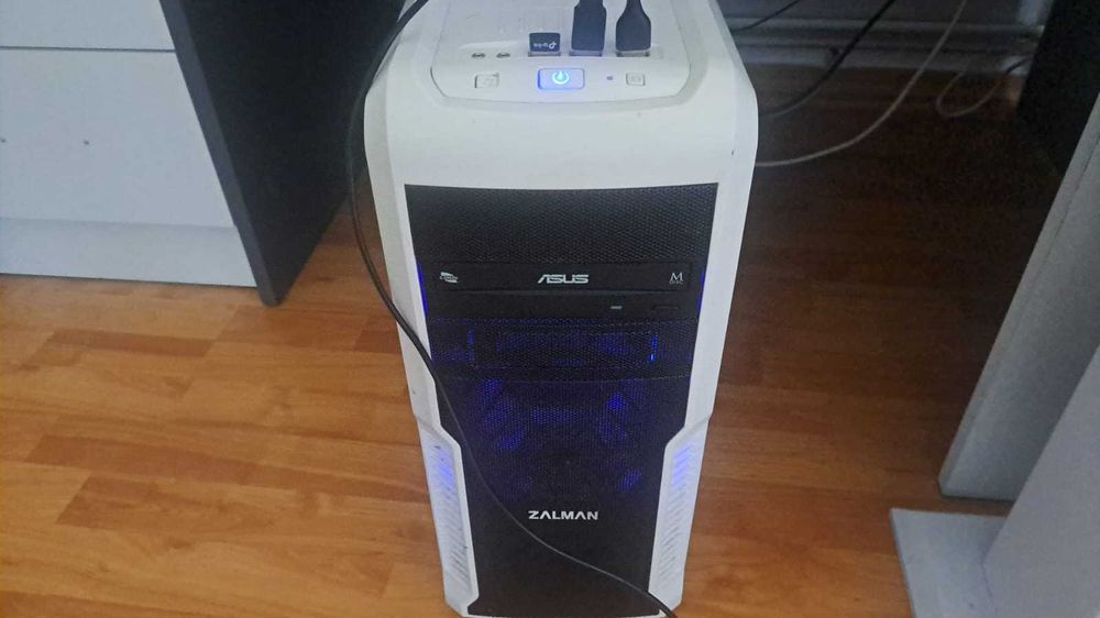 Vand PC gaming Asus