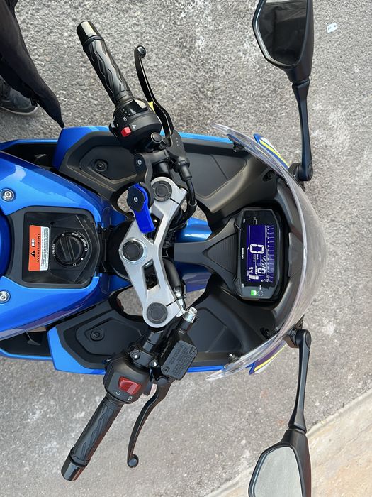 Vand Suzuki Gsxr 125 (nu fac schimb)