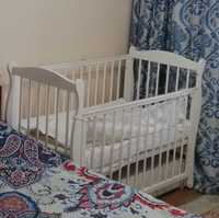 Кровать детская с маятником, регулируемая высота боковины.