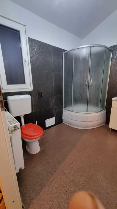 Inchiriez apartament 2 camere