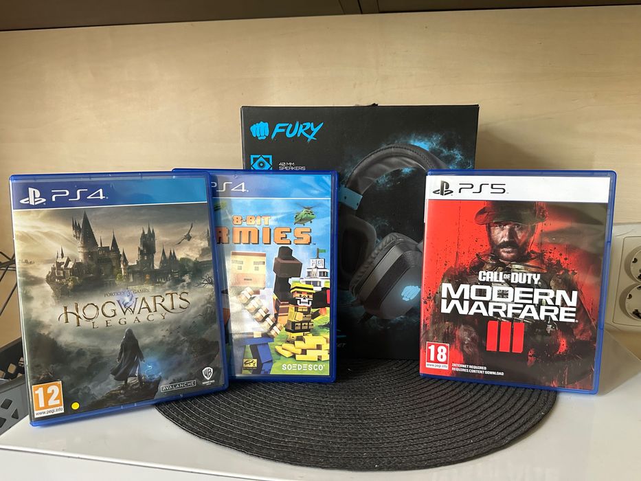 Слушалки + три игри