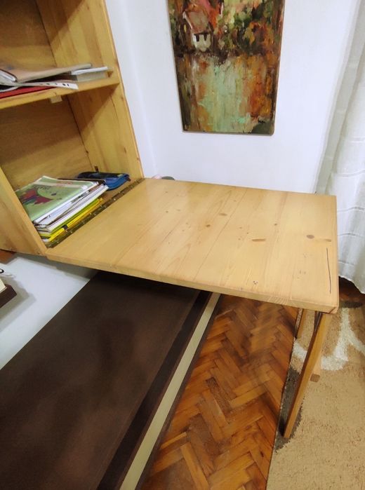 Birou pliabil de perete, masă de perete pliabilă cu rafturi ptr living