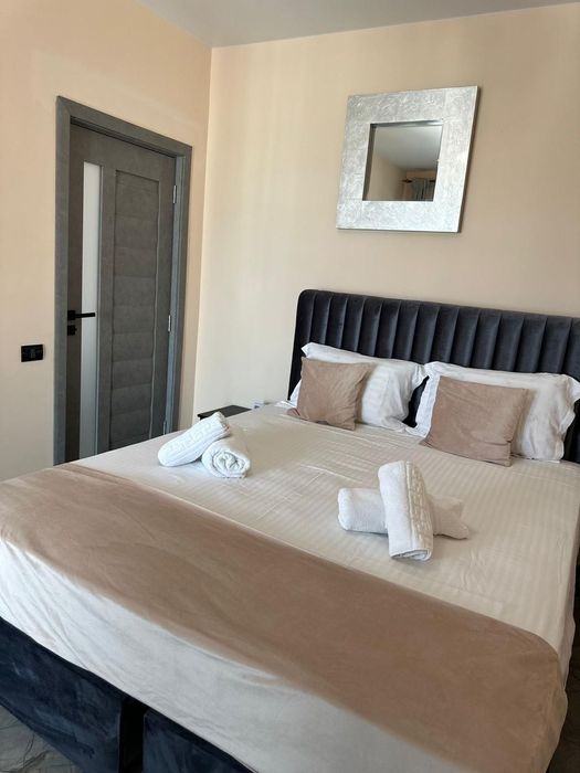 Închiriez apartamente cu 2 camere zona Eforie Nord