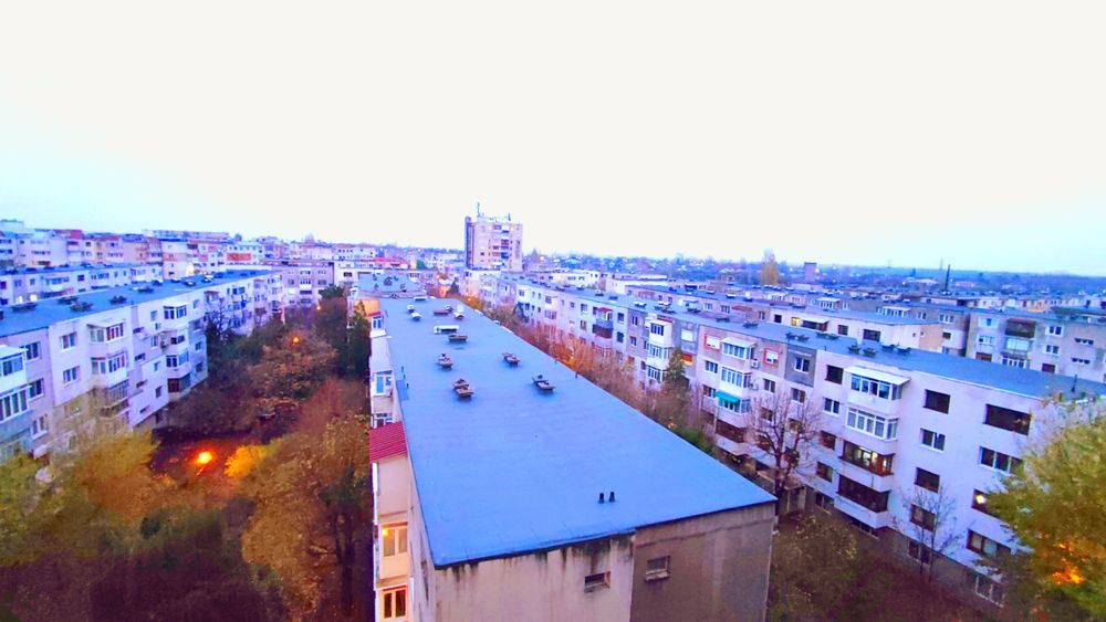 Închiriez apartament 2 camere renovat !