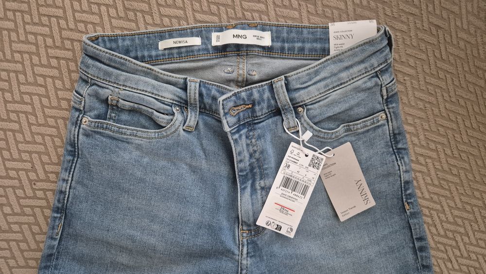 Нови дънки Mango