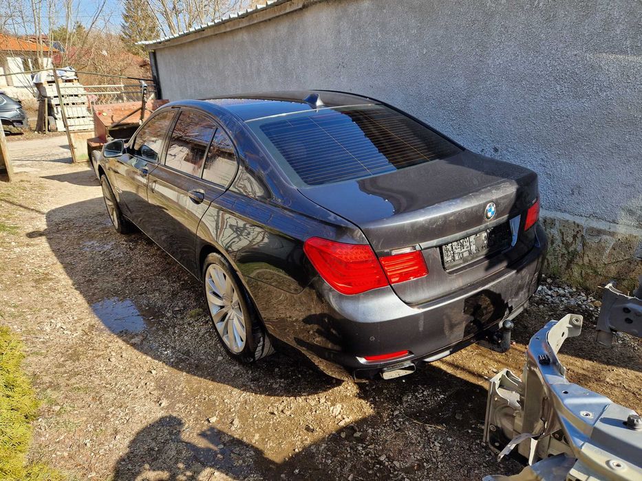 BMW 750i F01 - 408кс - 2010г на части