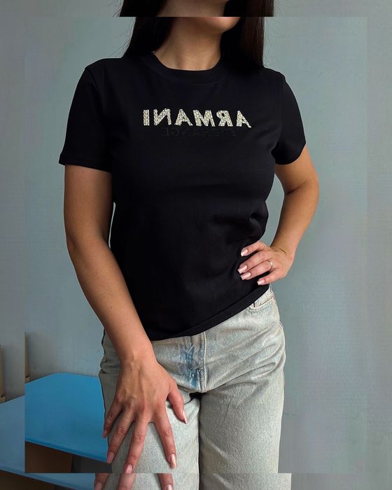Оригинална нова тениска Armani Karl XS размер