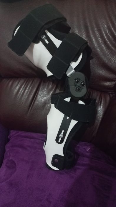 Orteza genunchi drept