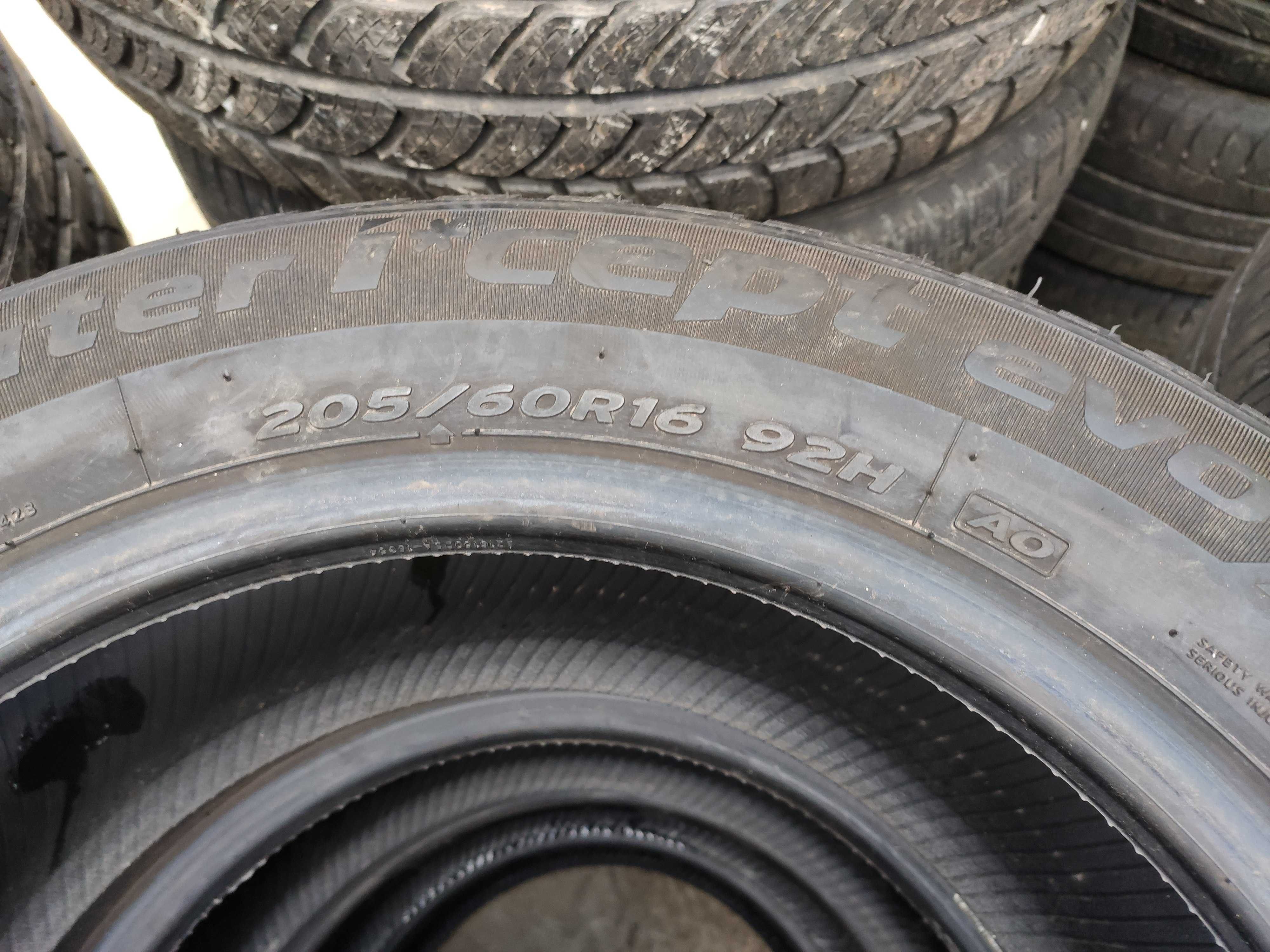 4бр Зимни гуми 205 60 16 - Hankook - DOT 2022