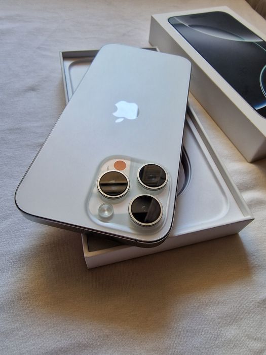IPHONE 16 PRO MAX 1TB , impecabil,  natural titan, accept schimb