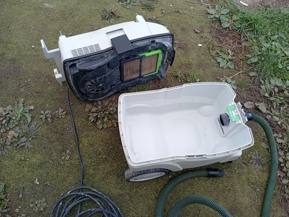 Aspirator festool de pus la girafa