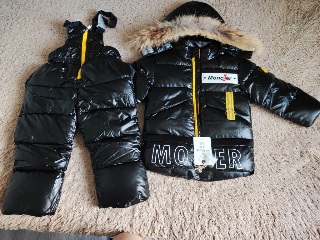 Новый зимний комбинизон для мальчика, фирма Moncler.