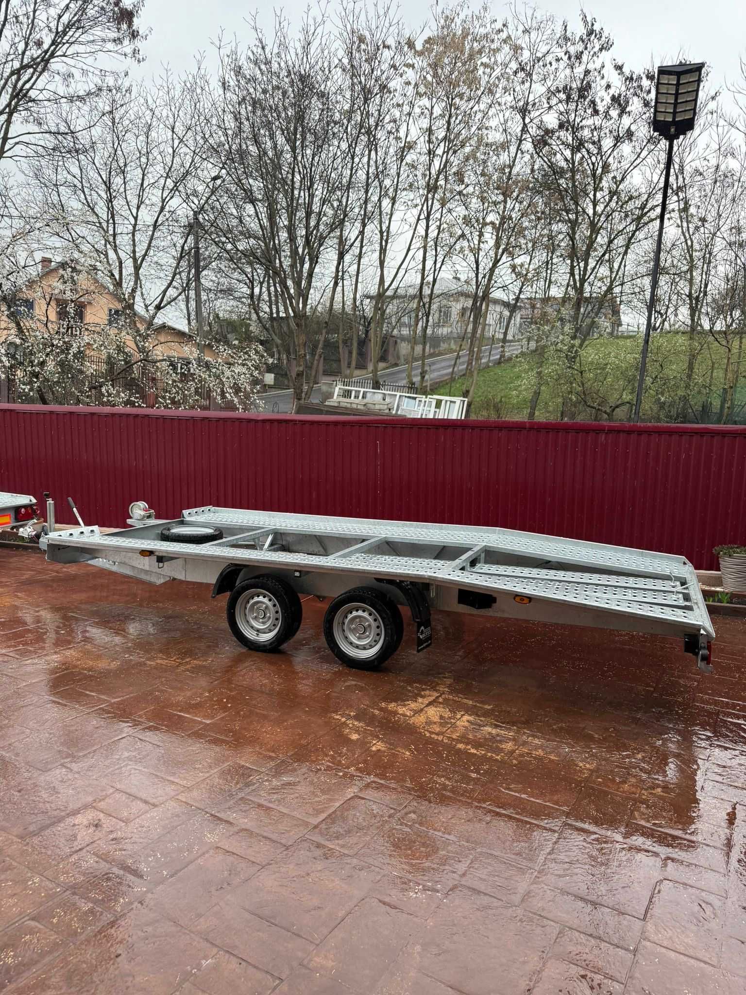 Vand 3 Platforme NOI An 2025 2Buc 4.5M si 1Buc 8.5M Marca BLYSS