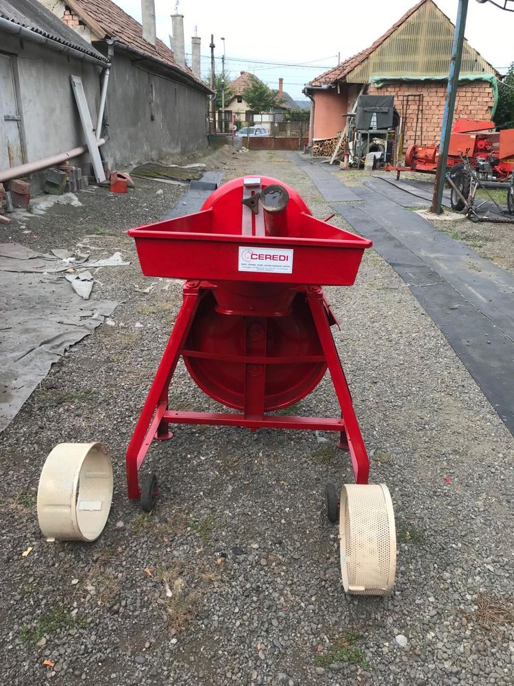 Moara PERUZZO profesionala la tractor