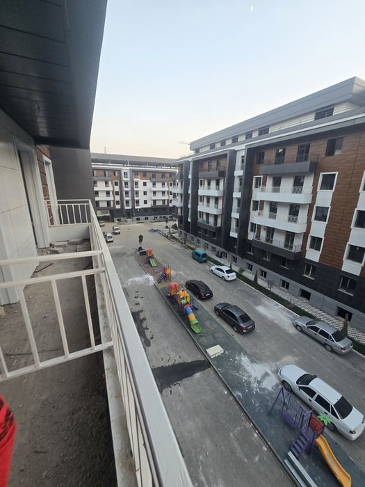 Зудлик билан сотилади 3 хона 83м² 4 этаж Эко Сити