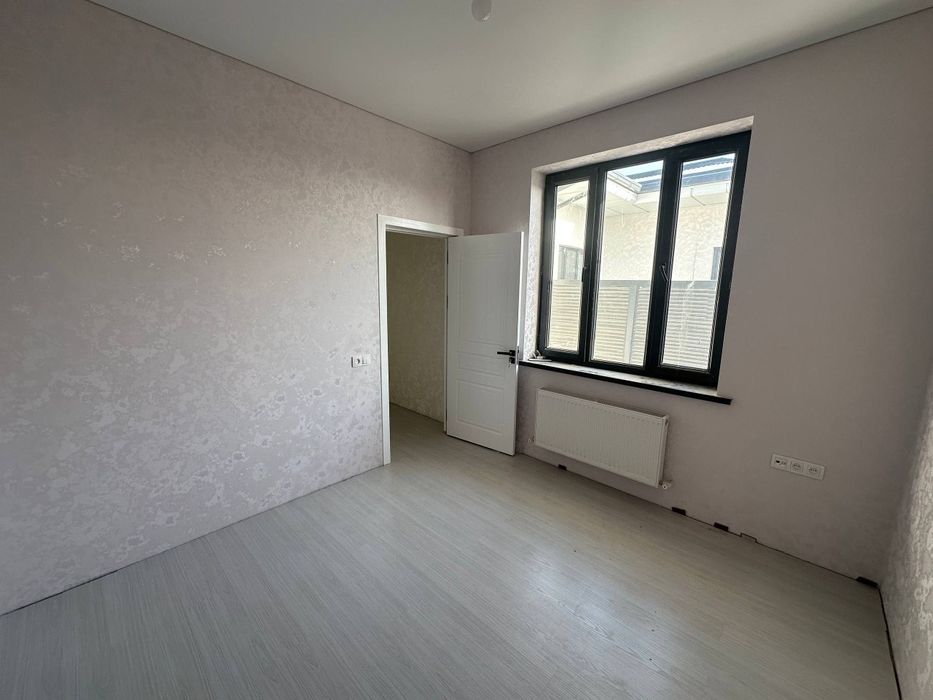 Продам евро дом янгиюльский район