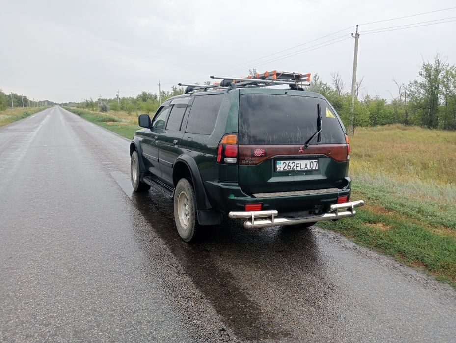 Митсубиси Монтеро спорт