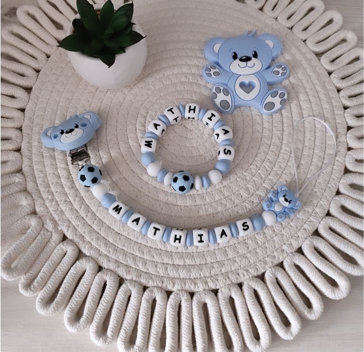 Lănțișoare personalizate pentru suzete