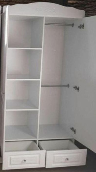 Detskiy shkaf + kravat