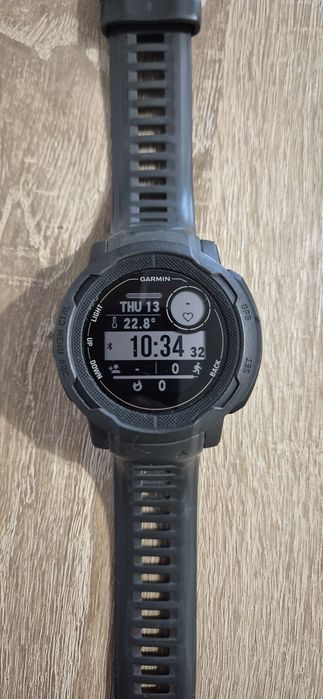 Smartwatch Garmin Instinct 2 (non-solar) – stare foarte bună