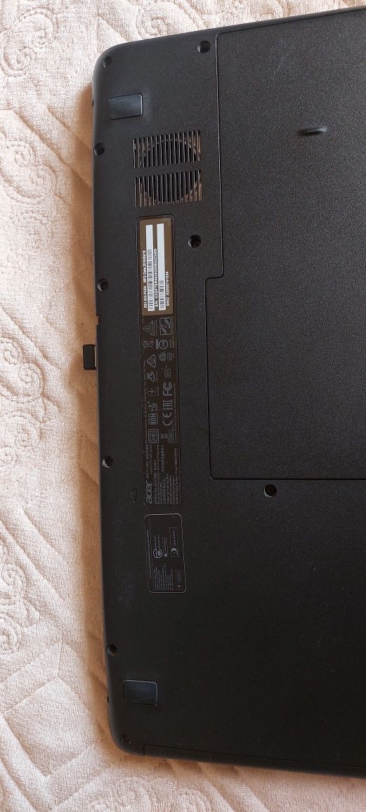 ASER ES15   500 GB