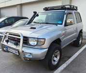 Portbagaj Mitsubishi Pajero MK2 scurt cu prindere pe bari 135cmx125cm