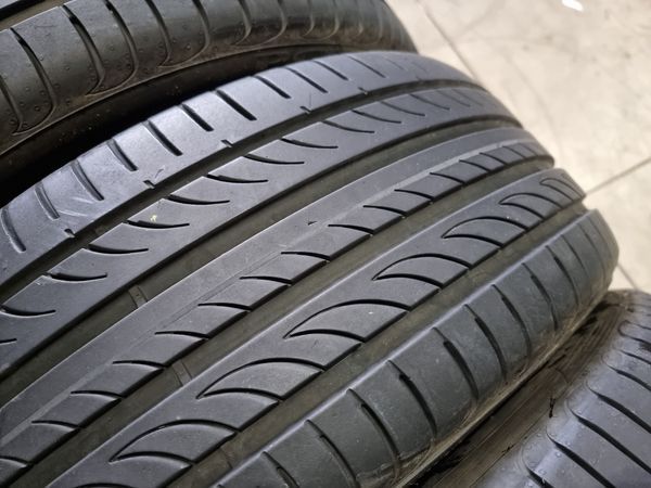 225/40/19 PIRELLI 4бр