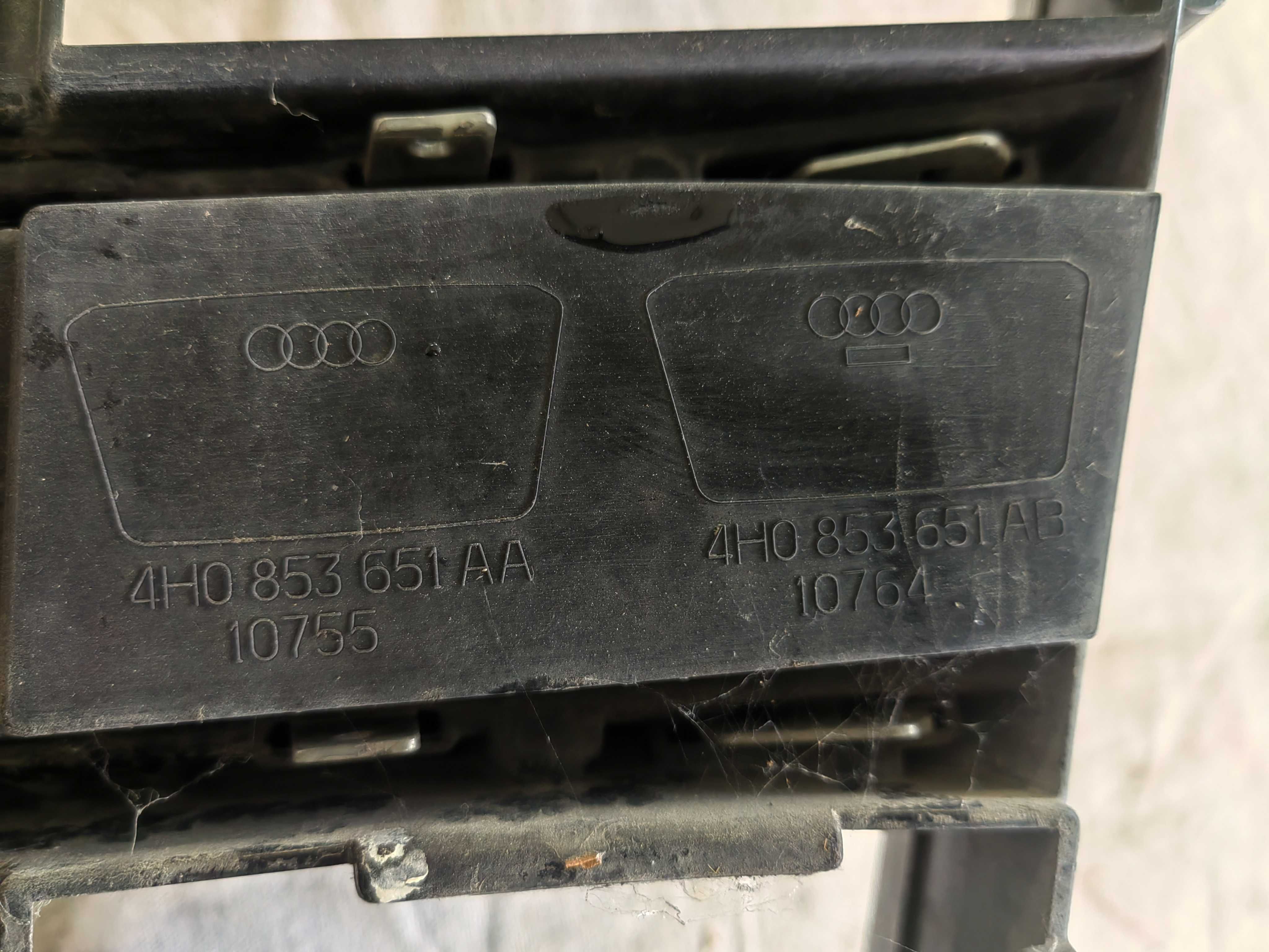 Решетка за ауди а8 д4 матрикс