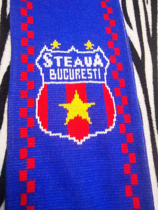 Fular Steaua București