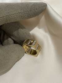 Золотое кольцо с бриллиантом проба 750 Montblanc
