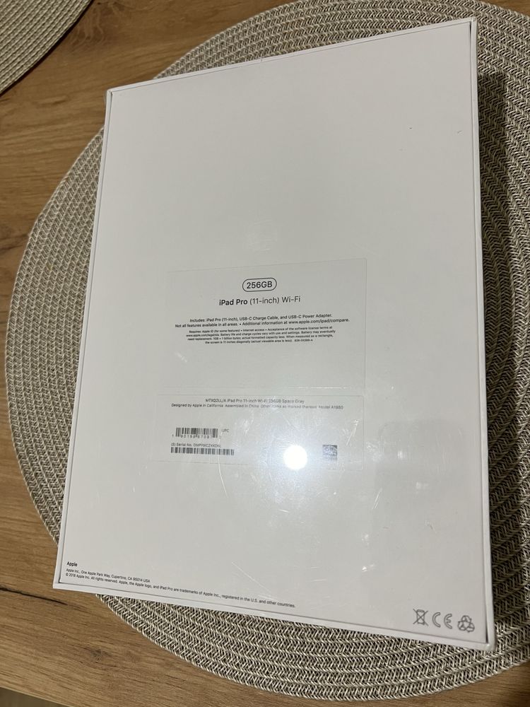 Таблет Apple iPad PRO 11, 256GB, Wi-Fi, 11", iOS 17.4 версия