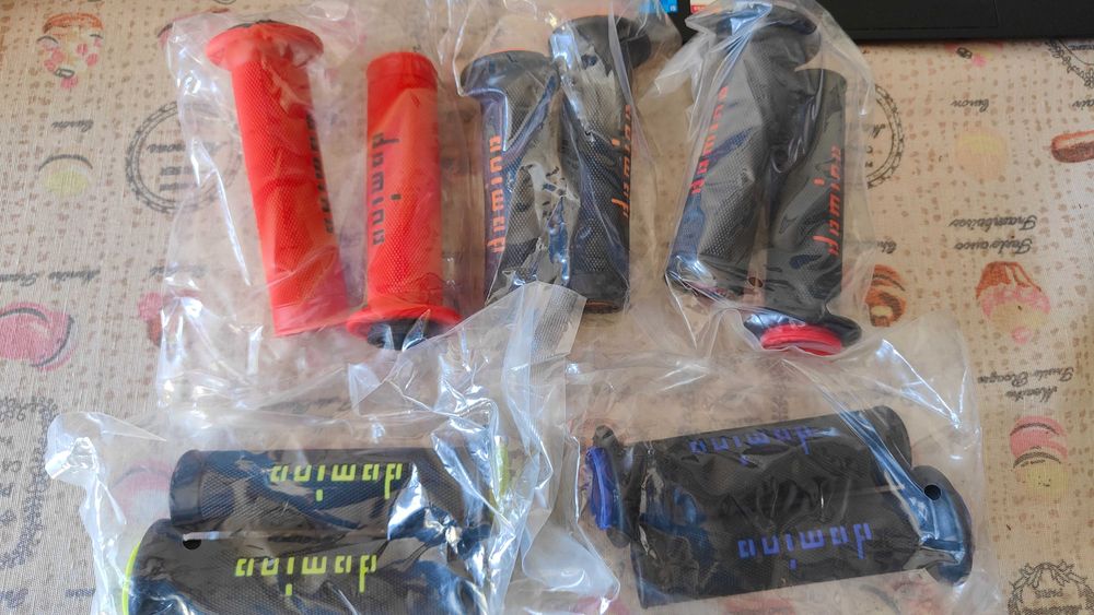 Mansoane Domino pentru moto/scuter/ATV