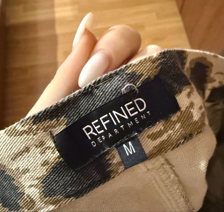 Дамски поли - Zara, Bershka, Refined, shoeby