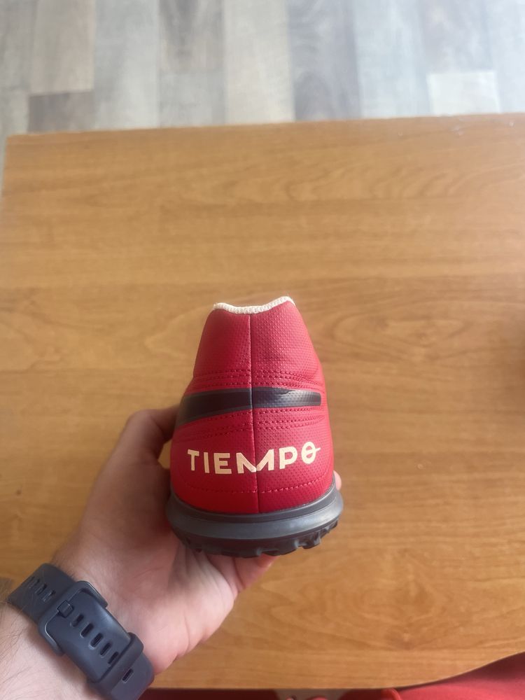 Стоножки за изкуствен терен