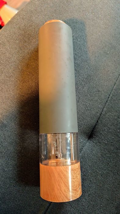 Подарявам електрическа мелница