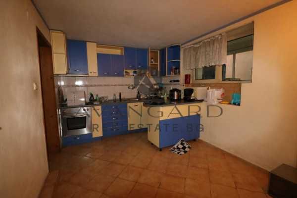 Продава се Къща в Пловдив, Център - 160 кв.м за 3125 €/кв.м - Снимка #9