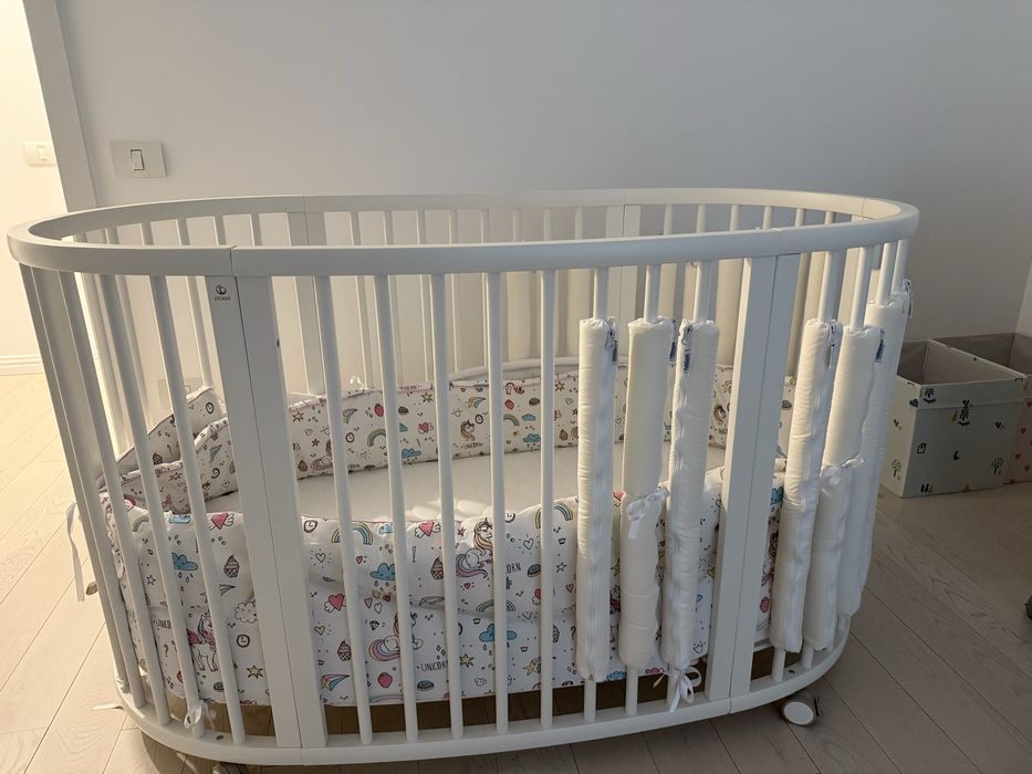 Patut 0-5 ani Stokke Sleepi V3 cu 2 saltele, protectii laterale