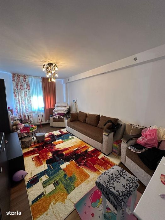 De vanzare  2 camere, etaj intermediar , mobilat, utilat , 60000 euro