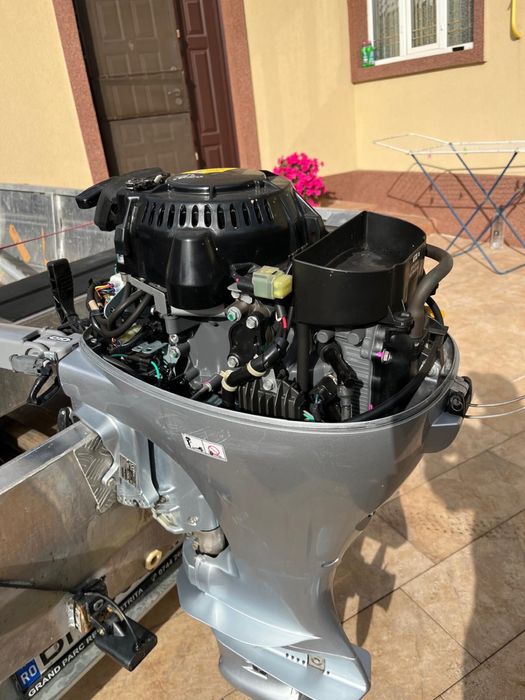 Motor de barca  honda 10 cai